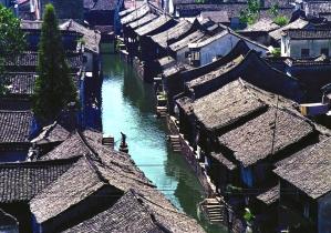 现在未婚生育合法了，是不是有更多男的找不到老婆？游戏画面